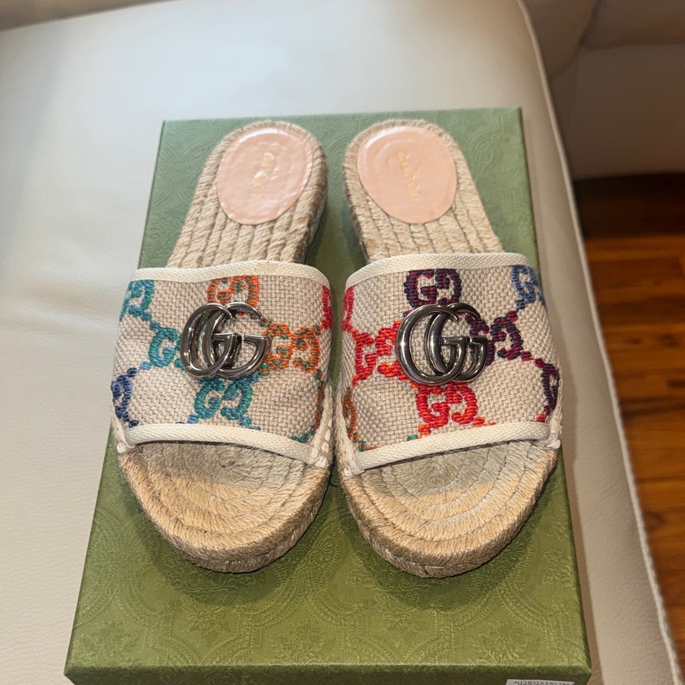 Gucci White and Multicolor Espadrille Slides